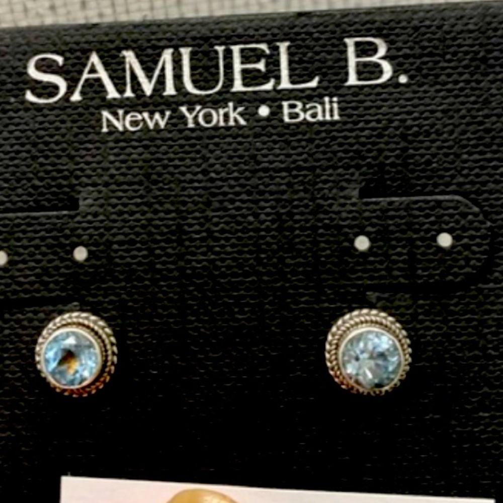 SAMUEL B Sterling Silver Bezel Set Blue Round Stud Earrings